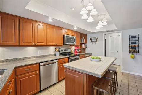 $679,000 | 2943 Mayfair Court, Clearwater, FL 33761