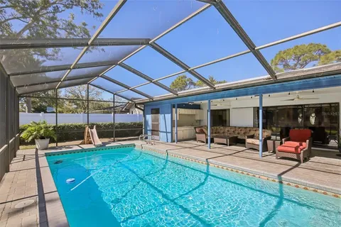 $679,000 | 2943 Mayfair Court, Clearwater, FL 33761