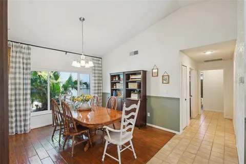 $679,000 | 2943 Mayfair Court, Clearwater, FL 33761
