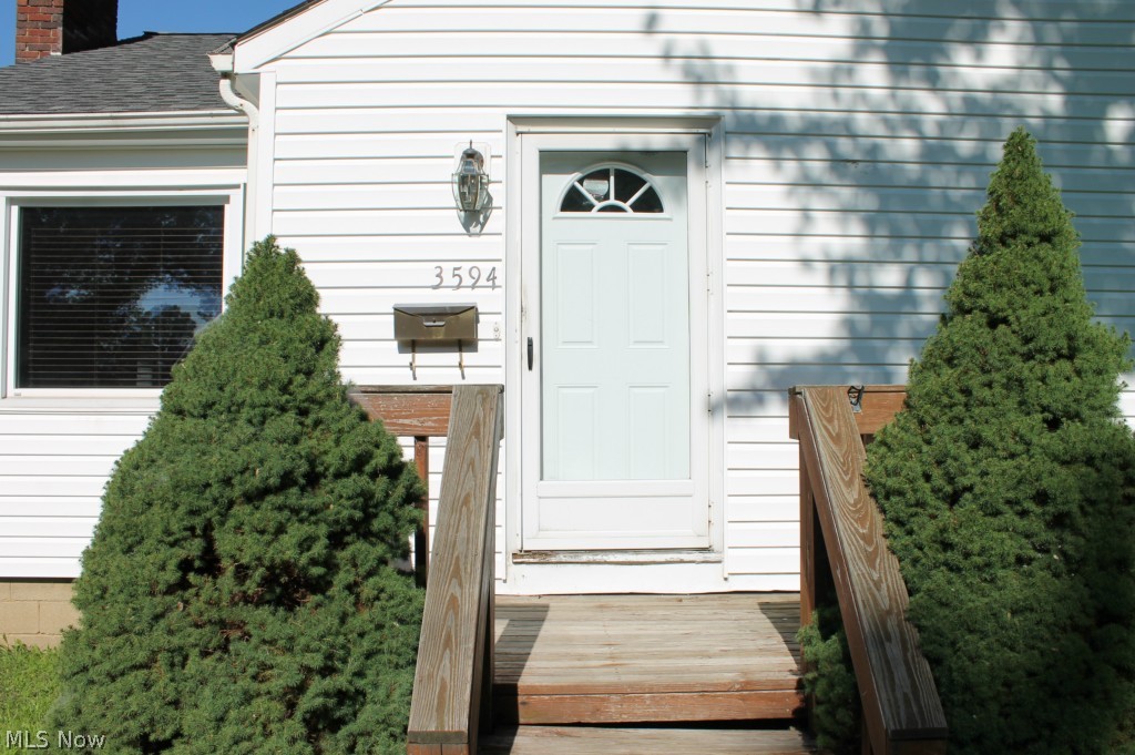 3594 Elm Road Stow, OH 44224 - Photo 4 of 25