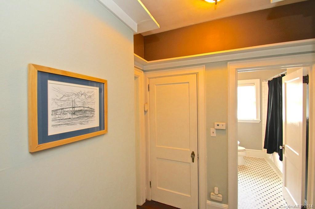 1721 Club Road Charlotte, NC 28205 - Photo 6 of 18 Gallery Image 6
