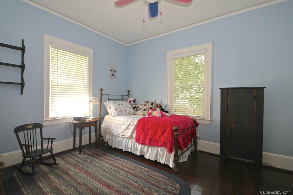 1721 Club Road Charlotte, NC 28205 - Photo 9 of 18 Gallery Image 9
