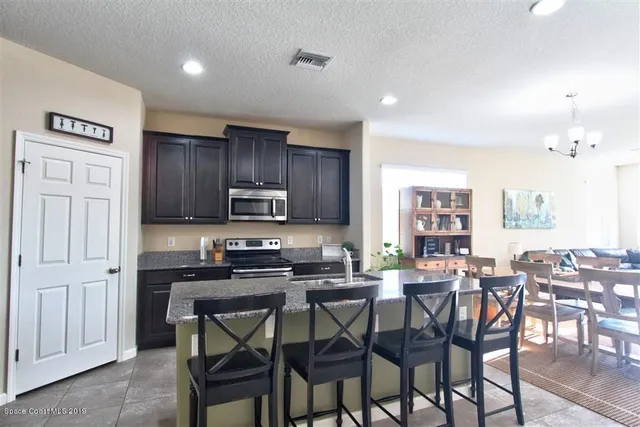 $3,000 | 953 Musgrass Circle, West Melbourne, FL 32904