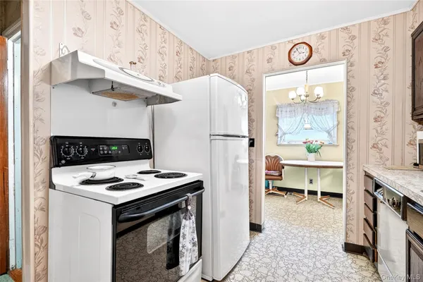 $689,000 | 38 Raybrook Road, Yonkers, NY 10704
