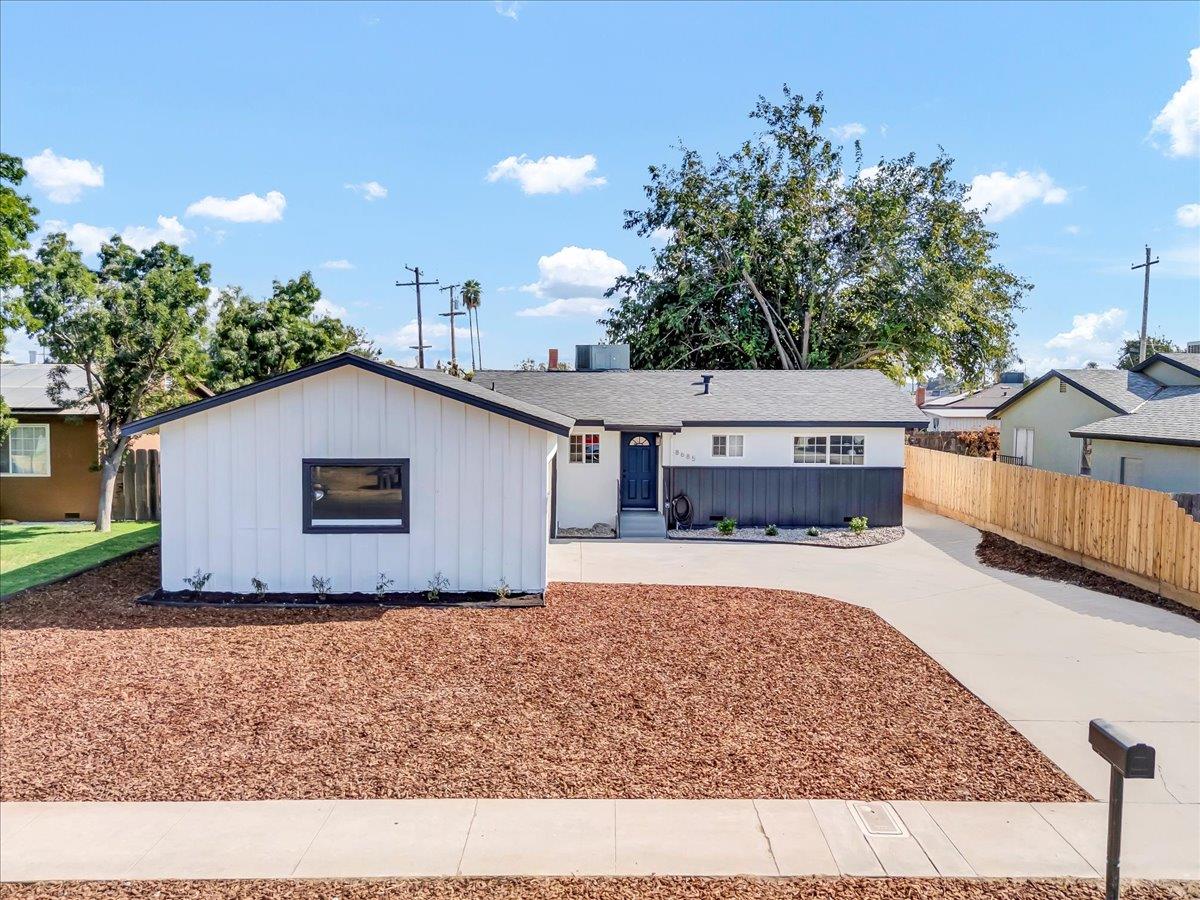 a house view with a outdoor space