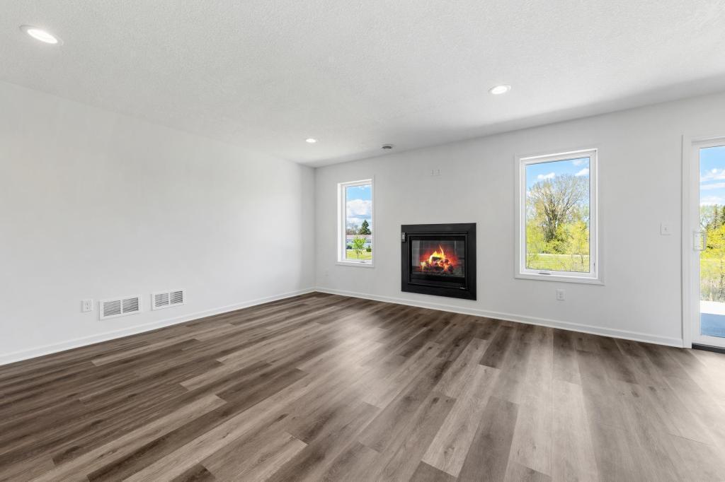 307 Sunset Avenue Mountain Lake, MN 56159 - Photo 5 of 26