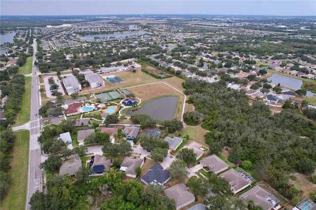 $399,900 | 6813 Regents Village Way, Apollo Beach, FL 33572