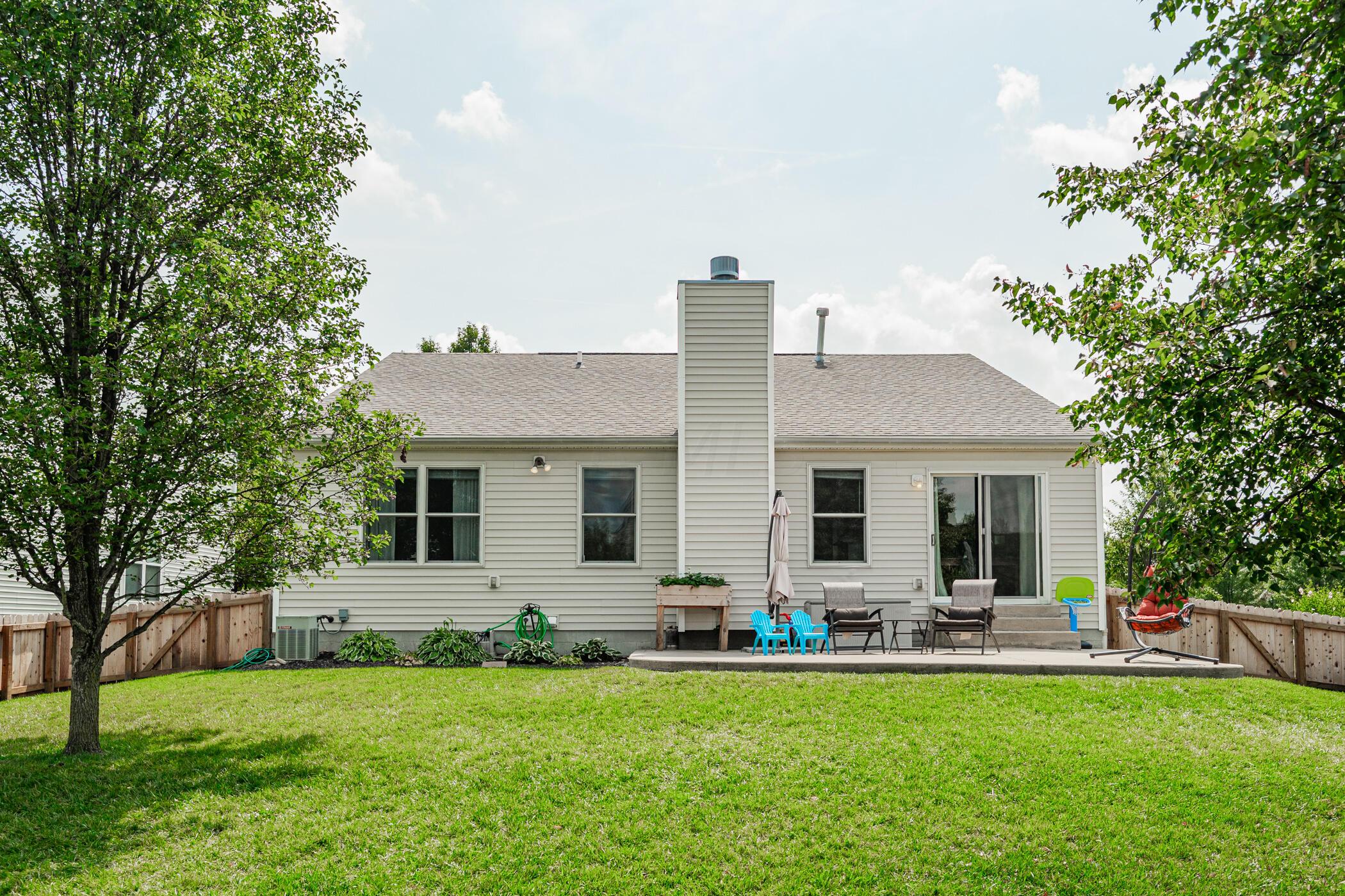 323 Cherry Leaf Road Delaware, OH 43015 - Photo 37 of 42 323 Cherry Leaf 050