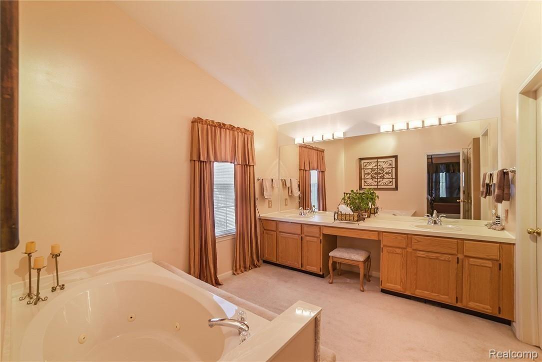 1227 Arms Court Rochester, MI 48307 - Photo 27 of 37 PWM_2135-1.jpg