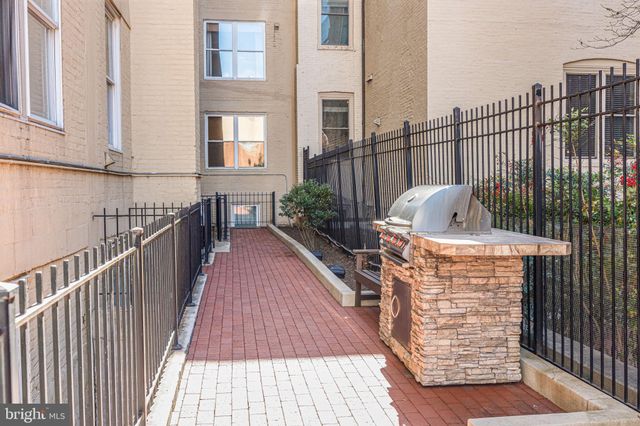 a car parked in front of a house