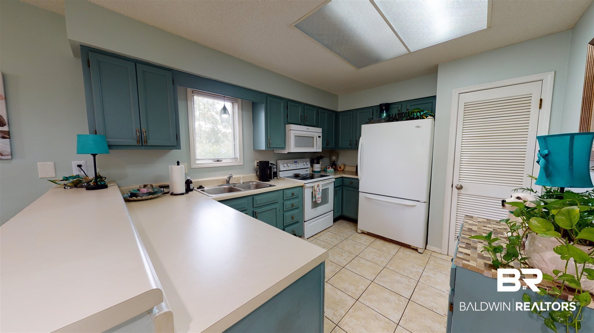1701 Regency Road, Unit 125 Gulf Shores, AL 36542 - Photo 10 of 31