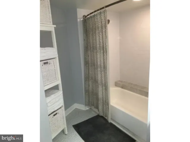 $1,800 | 104 Woodside Road, Unit A203, Haverford, PA 19041