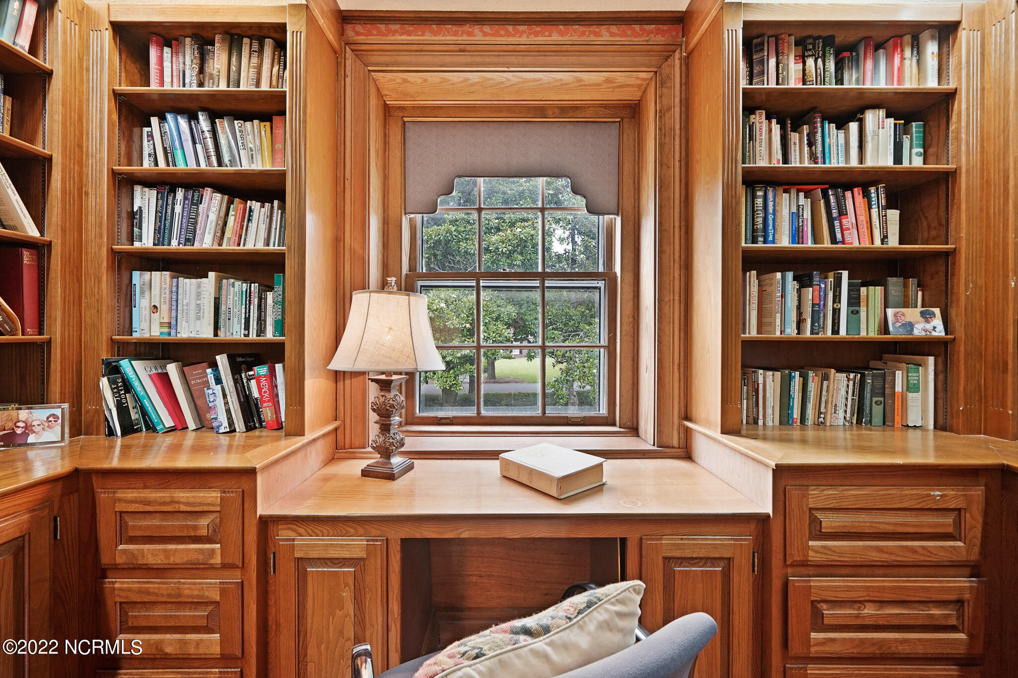 50 McCaskill Road West Pinehurst, NC 28374 - Photo 49 of 66 2nd Floor library