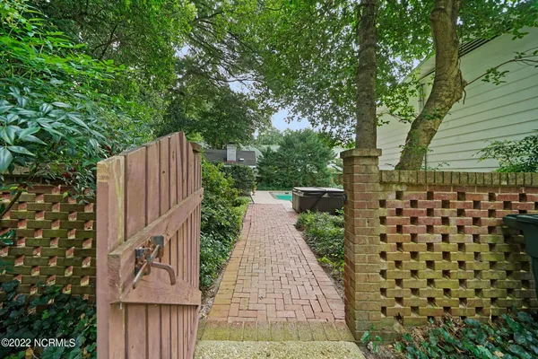 $2,495,000 | 50 McCaskill Road West, Pinehurst, NC 28374