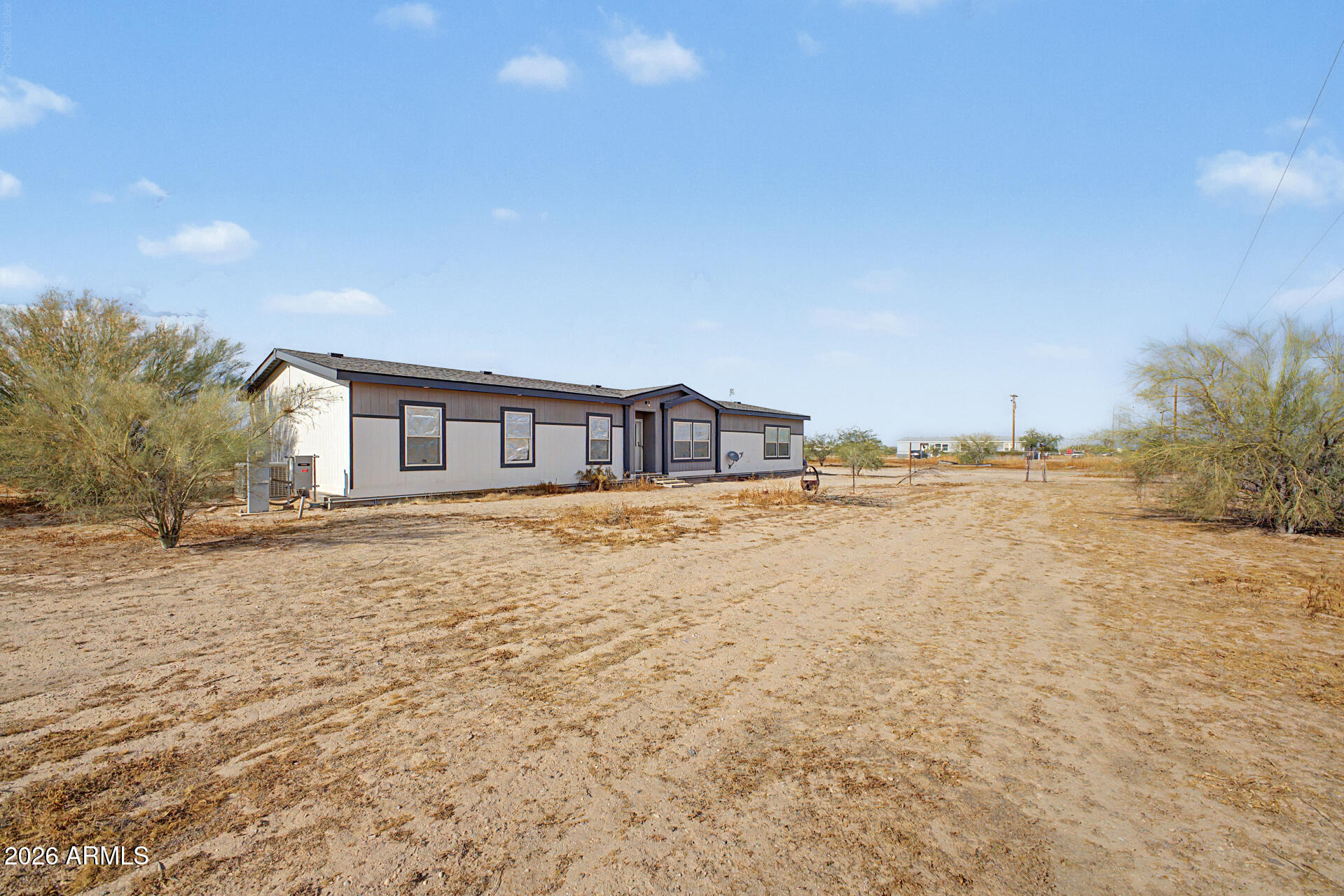 52440 West Teel Road Maricopa, AZ 85139 - Photo 3 of 24