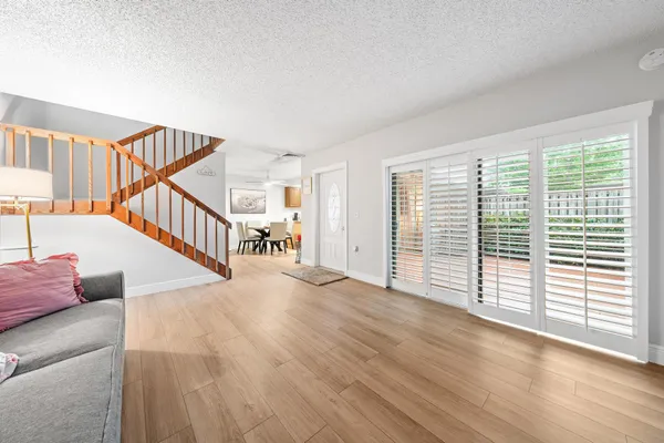 $2,900 | 1802 18th Lane, Palm Beach Gardens, FL 33418