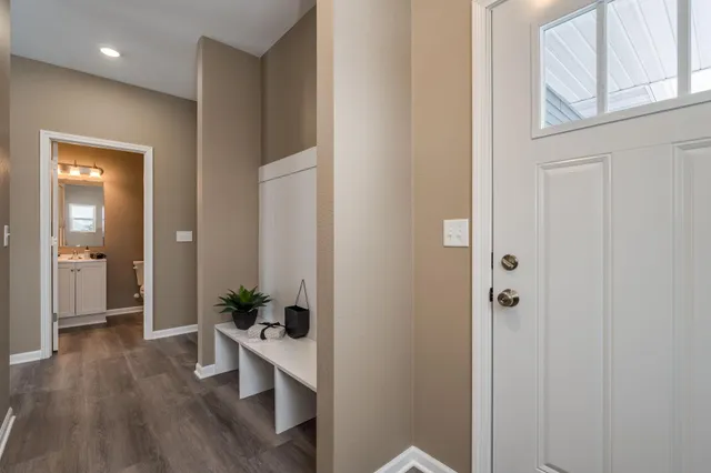 $319,900 | 3109 Bassett Drive, Mankato, MN 56001