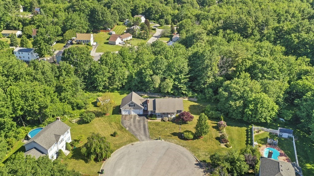 3 Ivy Lane Rutland, MA 01543 - Photo 5 of 34 Gallery Image 5
