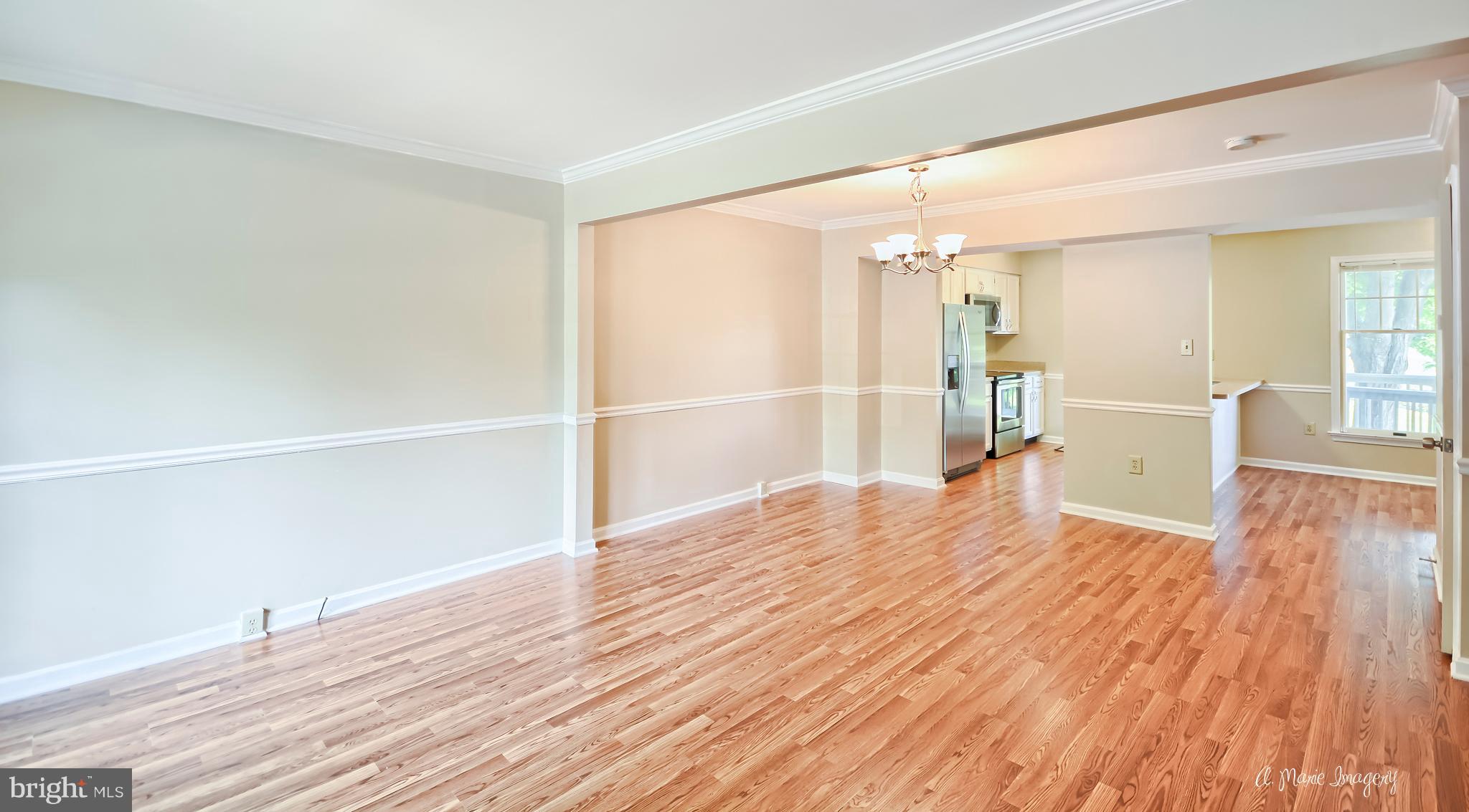 2409 Prentice Court Frederick, MD 21702 - Photo 3 of 30 Family Room