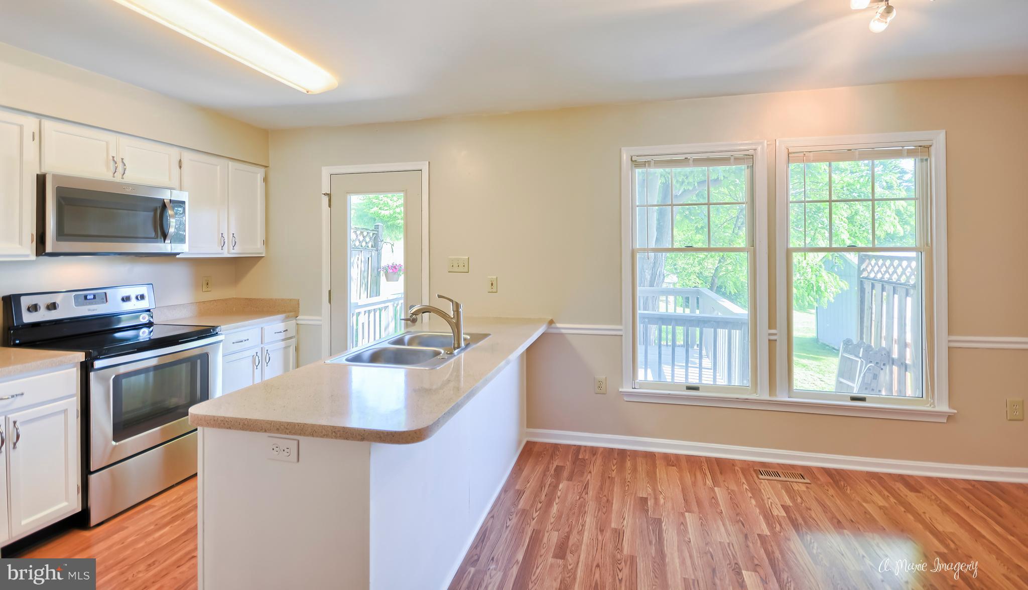 2409 Prentice Court Frederick, MD 21702 - Photo 7 of 30 Kitchen