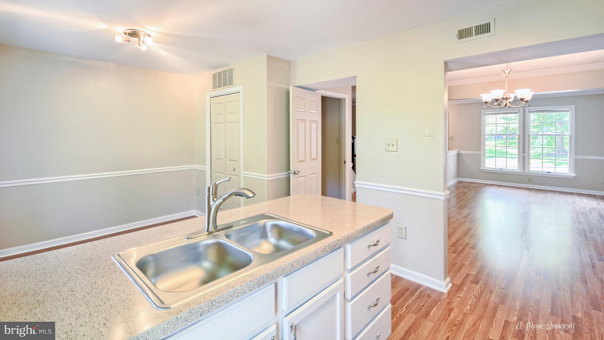 2409 Prentice Court Frederick, MD 21702 - Photo 9 of 30 Kitchen