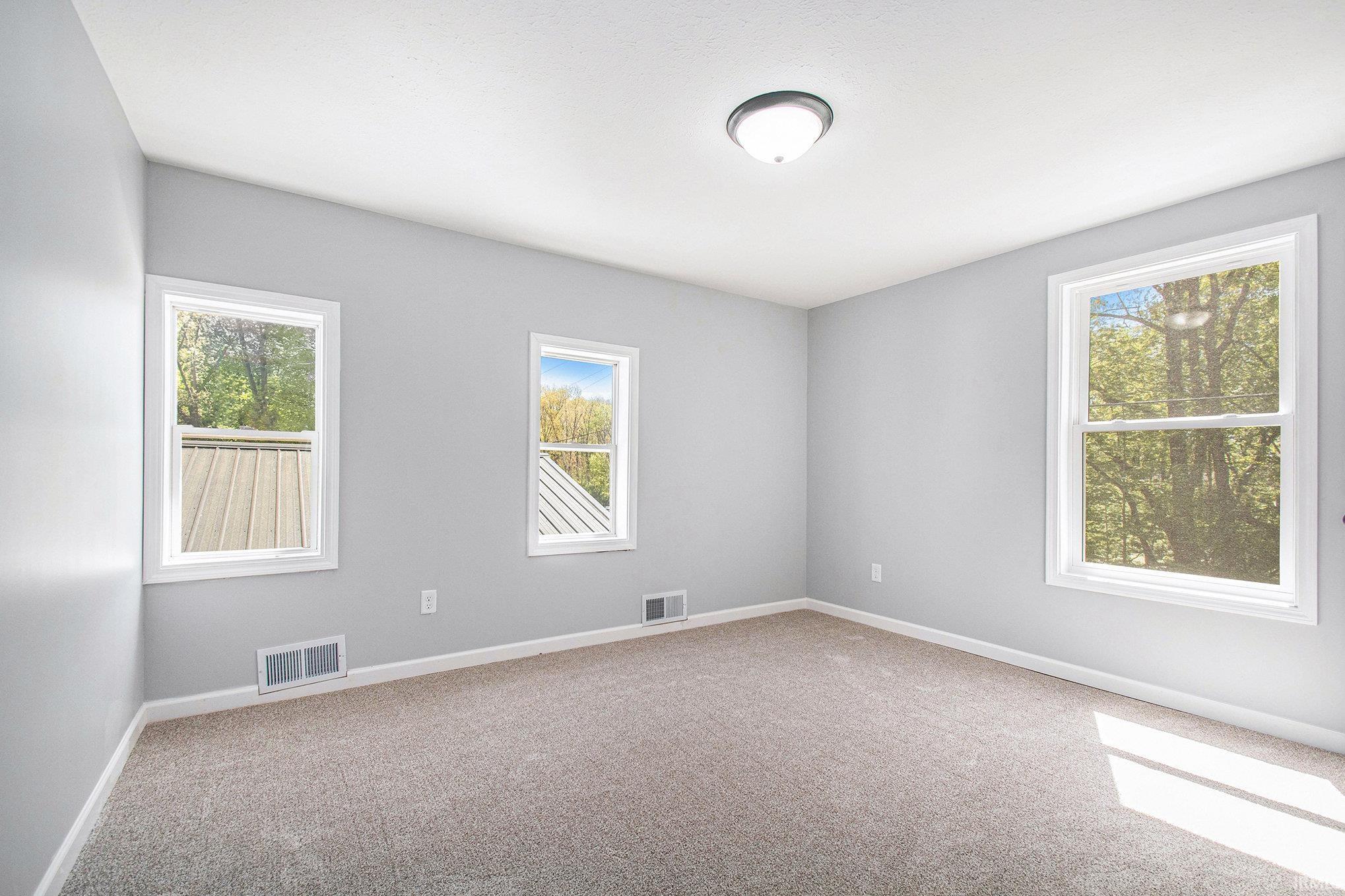 10059 Jefferson Road Osceola, IN 46561 - Photo 20 of 29 Gallery Image 20