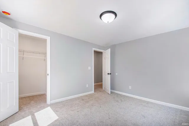 $299,900 | 10059 Jefferson Road, Osceola, IN 46561