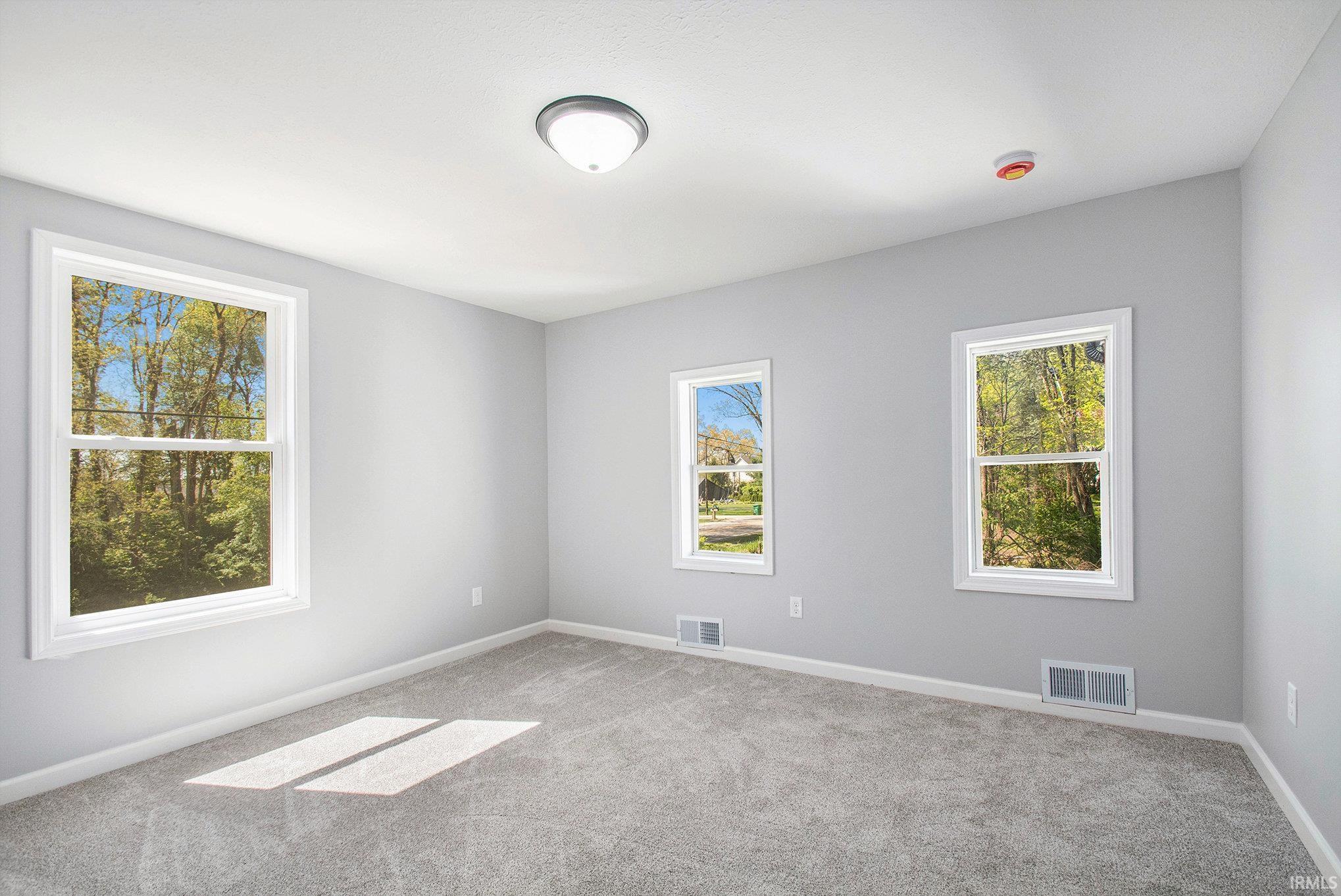 10059 Jefferson Road Osceola, IN 46561 - Photo 23 of 29 Gallery Image 23