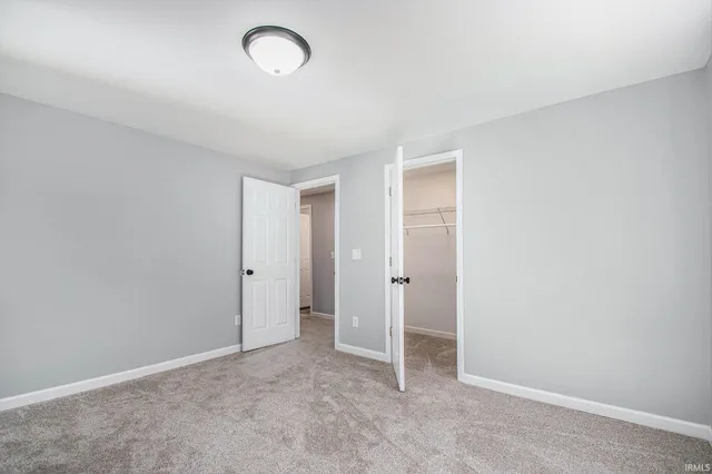 $299,900 | 10059 Jefferson Road, Osceola, IN 46561