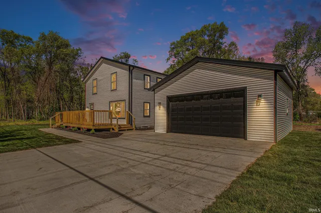 $299,900 | 10059 Jefferson Road, Osceola, IN 46561