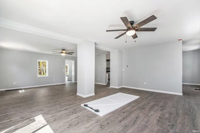 $299,900 | 10059 Jefferson Road, Osceola, IN 46561