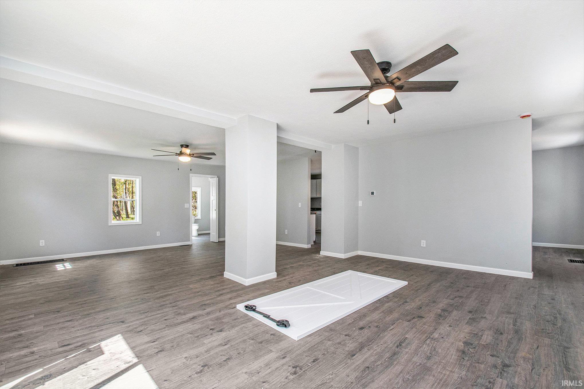 10059 Jefferson Road Osceola, IN 46561 - Photo 7 of 29 Gallery Image 7