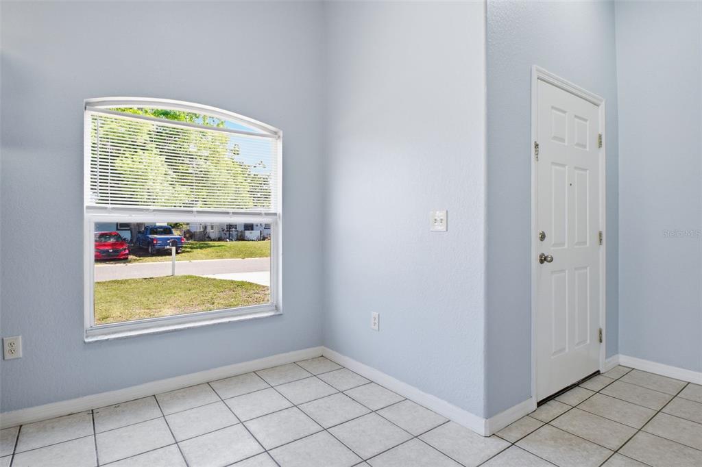 6018 Flora Terrace Apollo Beach, FL 33572 - Photo 8 of 33 an empty room with window
