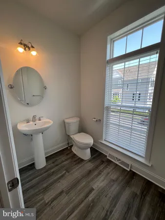 $2,595 | 1410 Market House Lane, Mechanicsburg, PA 17055