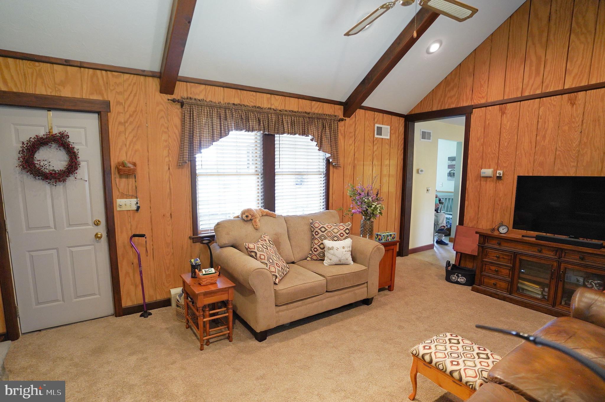 245 Montclair Road Gettysburg, PA 17325 - Photo 11 of 33