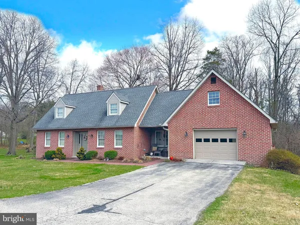 $369,000 | 245 Montclair Road, Gettysburg, PA 17325