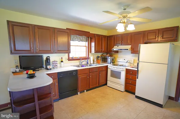 $369,000 | 245 Montclair Road, Gettysburg, PA 17325
