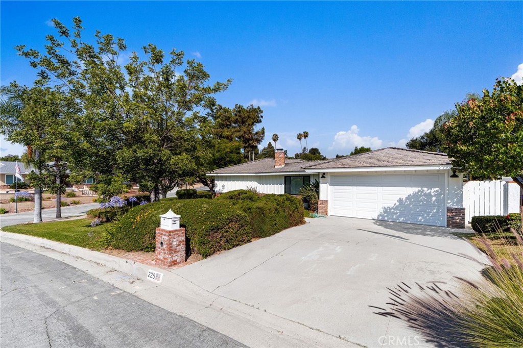 225 Summit Road La Verne, CA 91750 - Photo 30 of 32