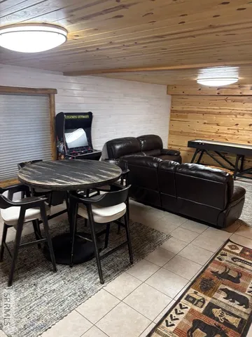 $978,500 | 4240 Grandview Road, Island Park, ID 83429