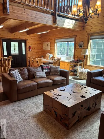 $978,500 | 4240 Grandview Road, Island Park, ID 83429