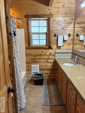 $978,500 | 4240 Grandview Road, Island Park, ID 83429