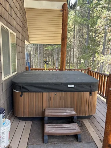 $978,500 | 4240 Grandview Road, Island Park, ID 83429