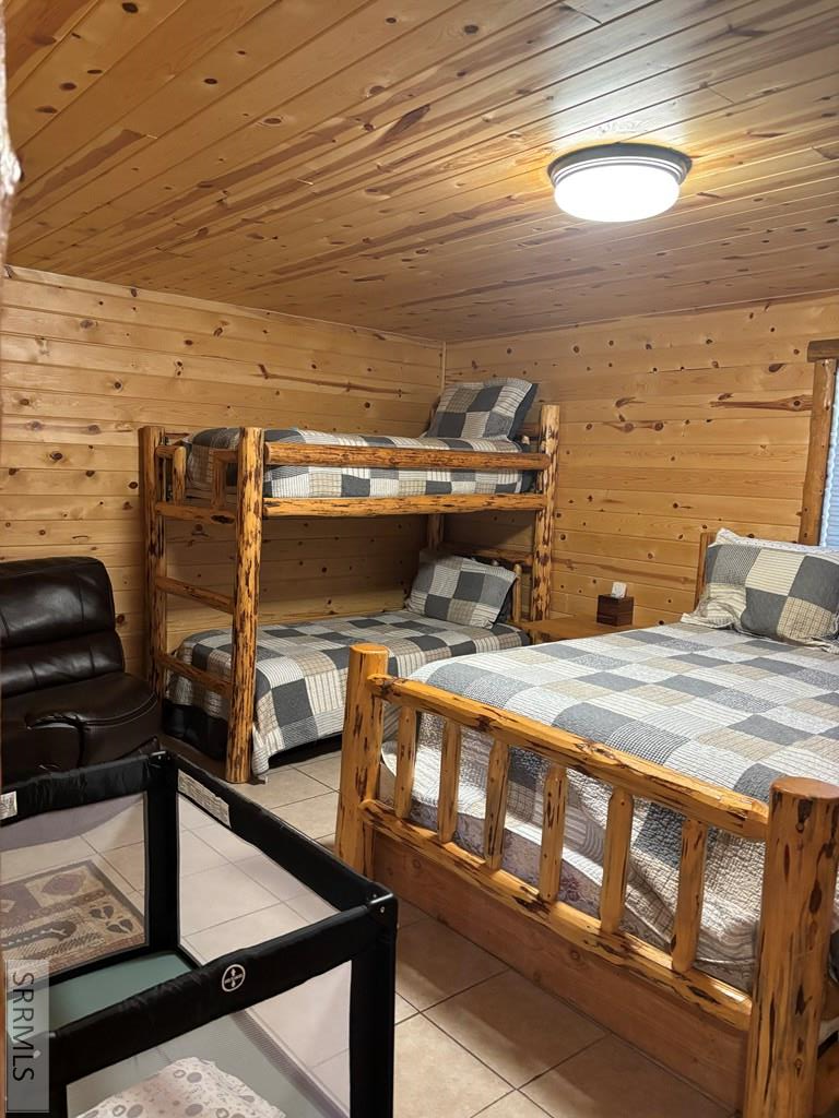 4240 Grandview Road Island Park, ID 83429 - Photo 8 of 38