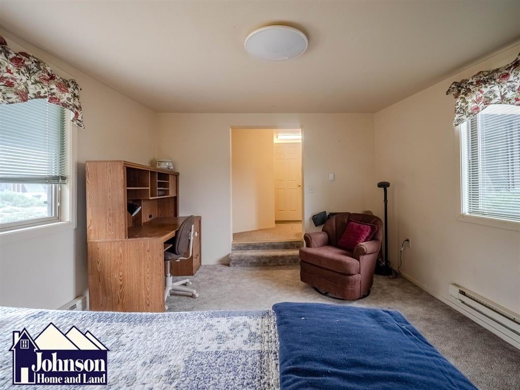 1176 E Road Lovell, WY 82431 - Photo 9 of 14 Gallery Image 9