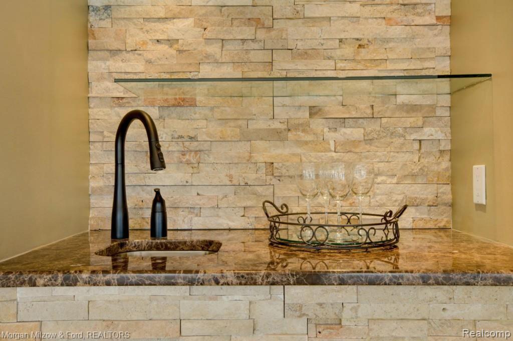 9088 Sashabaw Road Clarkston, MI 48348 - Photo 11 of 39 11b.jpg