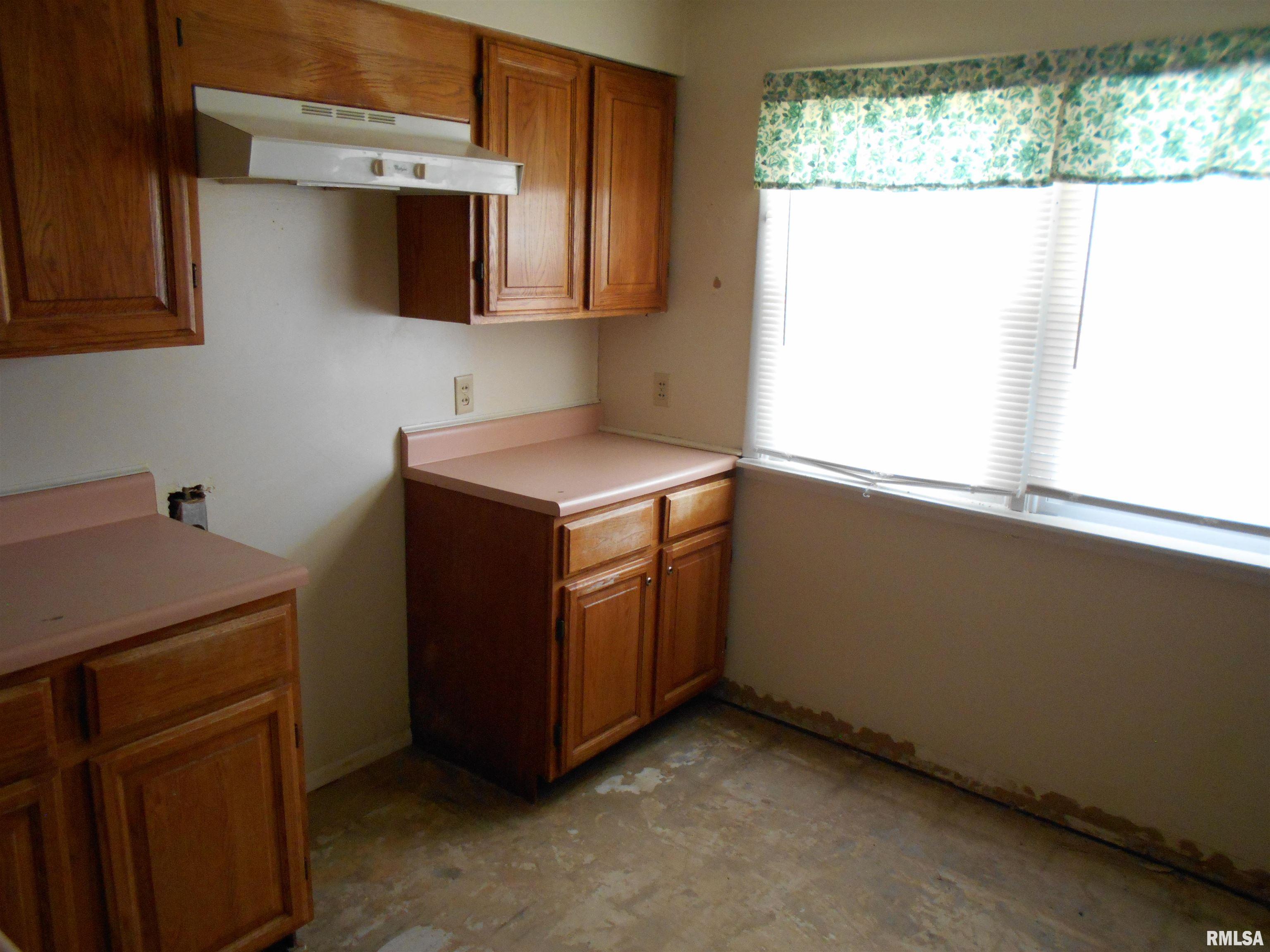257 Jana Road Macomb, IL 61455 - Photo 4 of 12 Gallery Image 4
