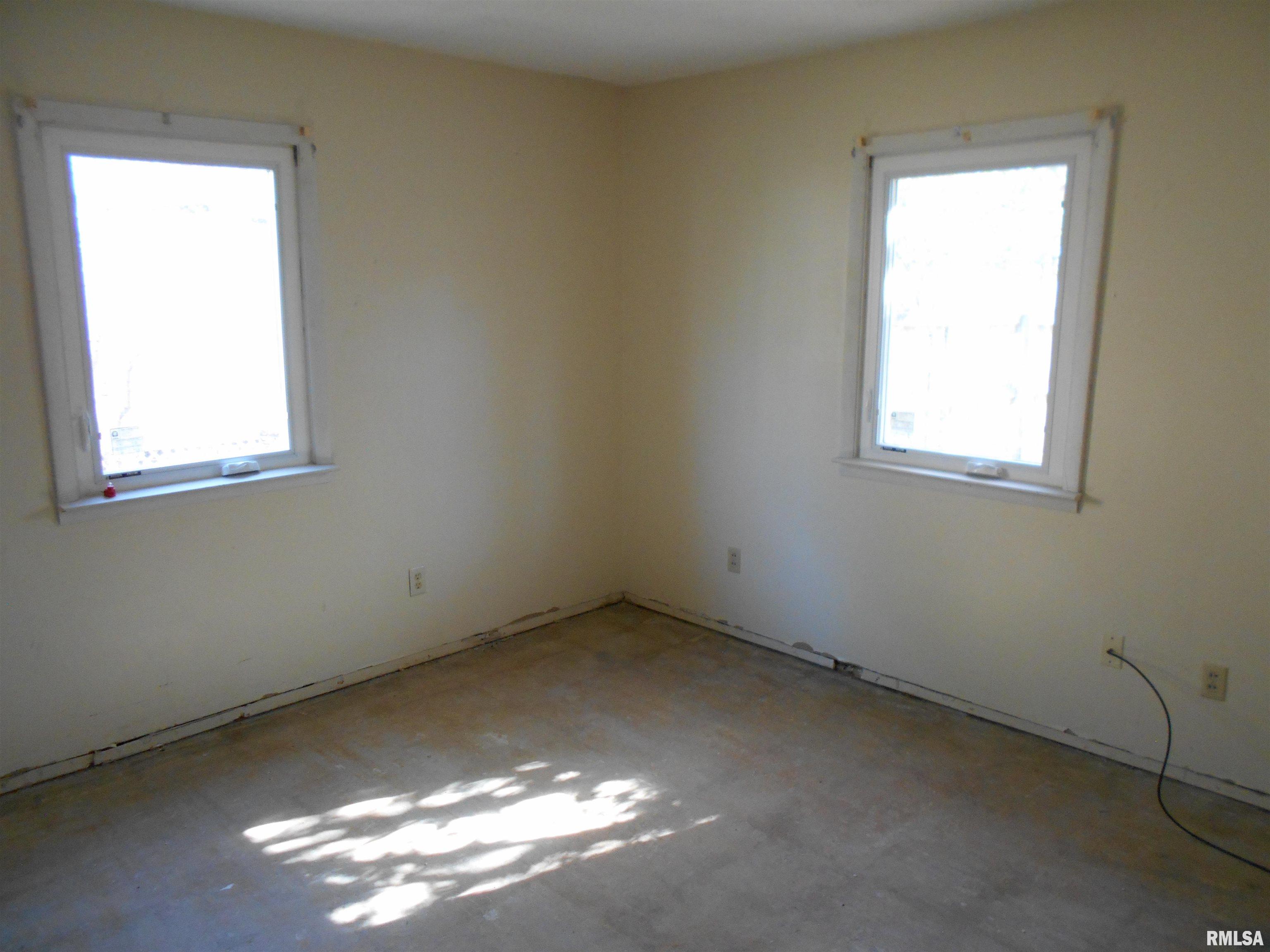257 Jana Road Macomb, IL 61455 - Photo 8 of 12 Gallery Image 8