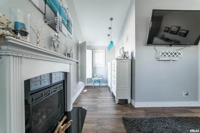 $289,000 | 710 North Jefferson Street, Lincoln, IL 62656