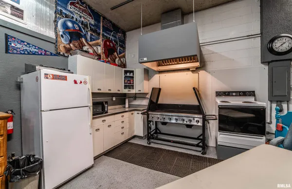 $289,000 | 710 North Jefferson Street, Lincoln, IL 62656