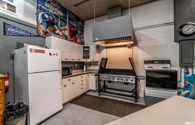 $289,000 | 710 North Jefferson Street, Lincoln, IL 62656